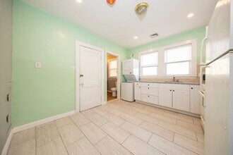 20 Priesing St in Boston, MA - Foto de edificio - Building Photo