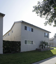 1010 S Malden Ave in Fullerton, CA - Building Photo - Building Photo