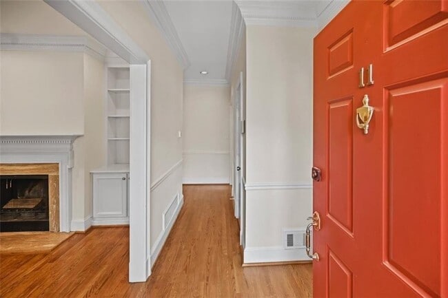 11 Paces W Dr NW in Atlanta, GA - Building Photo - Building Photo