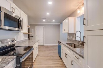 16201 Cervantes Ct in Biloxi, MS - Building Photo - Building Photo