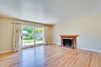 834 Orange Ave in Sunnyvale, CA - Building Photo - Building Photo