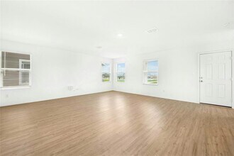 190 Sambre St in Niederwald, TX - Building Photo - Building Photo
