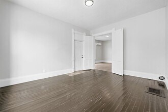 2411 Fox Ave in Fort Wayne, IN - Building Photo - Building Photo