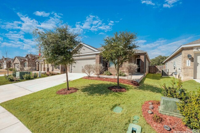 5241 Blue Ivy, Unit 018-1811 in Bulverde, TX - Building Photo - Building Photo