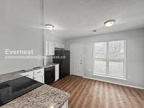 3400 Laurelwood Dr in Horn Lake, MS - Building Photo - Building Photo