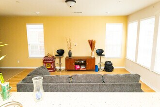 5820 Stone Mountain Rd in The Colony, TX - Foto de edificio - Building Photo