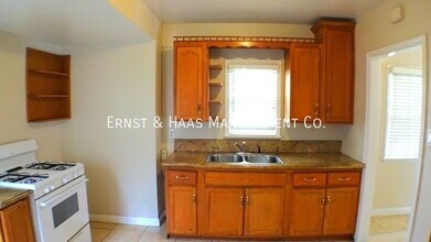 935 E 5th St in Long Beach, CA - Building Photo - Building Photo