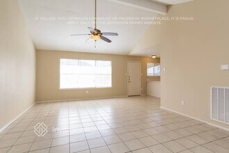 5830 Fallengate Dr in Spring, TX - Foto de edificio - Building Photo