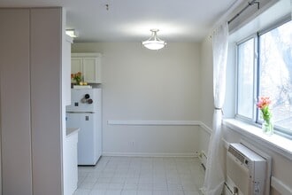 365 Edison Avenue in Winnipeg, MB - Building Photo - Building Photo