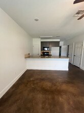 1003 W 2nd St in McGregor, TX - Building Photo - Building Photo