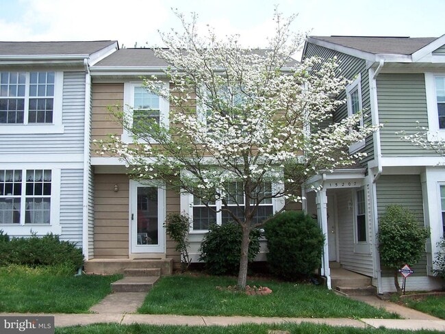 property at 15205 Streamside Ct