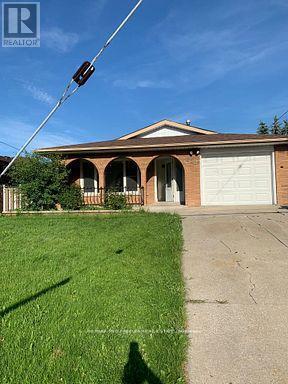 351 Queen Victoria Dr in Hamilton, ON - Building Photo