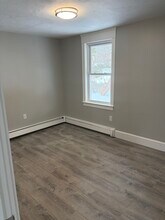 336 Lincoln St in Stoughton, MA - Building Photo - Building Photo