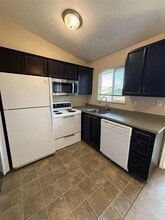 18675 NW Shadow Ln in Portland, OR - Building Photo - Building Photo