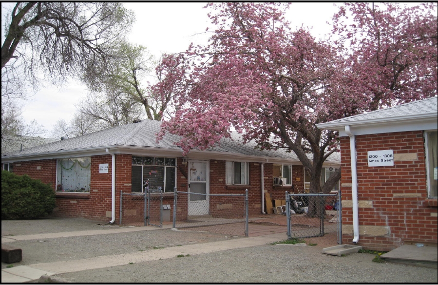 1300-1314 Ames St in Lakewood, CO - Foto de edificio