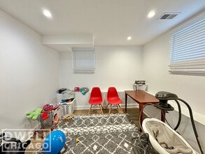 5800 N Richmond St, Unit 5805-G Garden 2 Bed in Chicago, IL - Building Photo - Building Photo