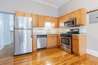 29 E Concord St, Unit 2 in Boston, MA - Building Photo - Building Photo