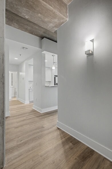 415 Church St, Unit 1204 in Nashville, TN - Building Photo - Building Photo