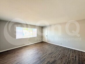 1307 W Elna Rae St in Tempe, AZ - Building Photo - Building Photo
