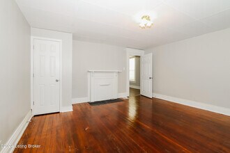 3017 Greenwood Ave in Louisville, KY - Building Photo - Building Photo
