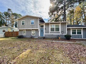 4913 Ashton Rd in Fayetteville, NC - Building Photo