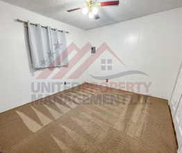 2421 Mountain View Dr in Carlsbad, NM - Building Photo - Building Photo