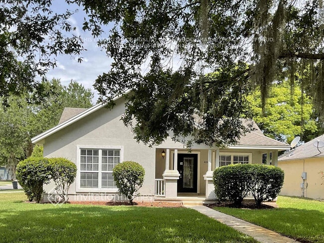 property at 400 Chamberlain Dr