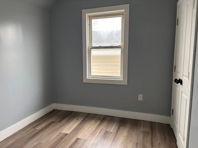 272 W Runyon St in Newark, NJ - Building Photo - Building Photo