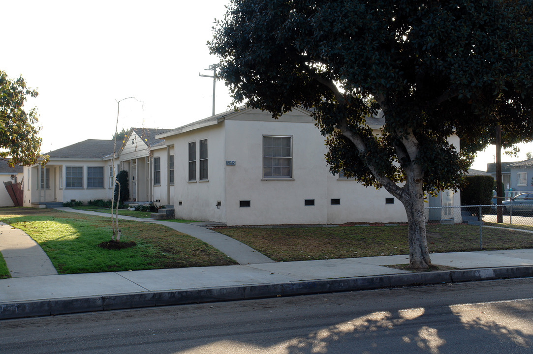 946 S Grevillea Ave in Inglewood, CA - Building Photo