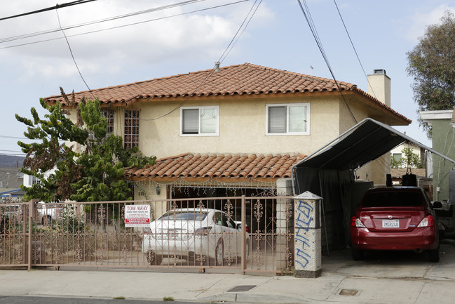 311-313 Averil Rd in San Ysidro, CA - Building Photo - Building Photo