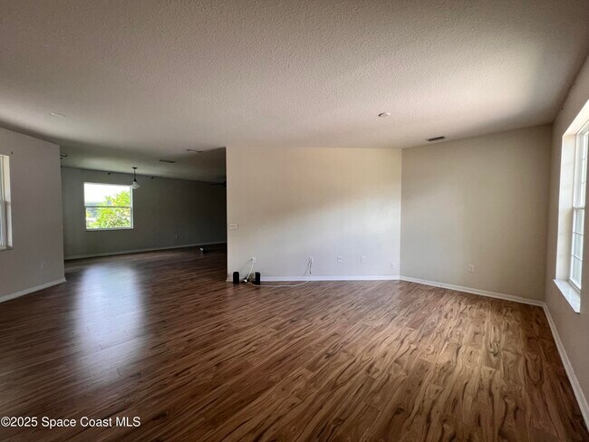 1458 Deming Dr SE in Palm Bay, FL - Building Photo - Building Photo
