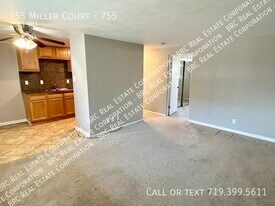755 Miller Ct in Lakewood, CO - Building Photo