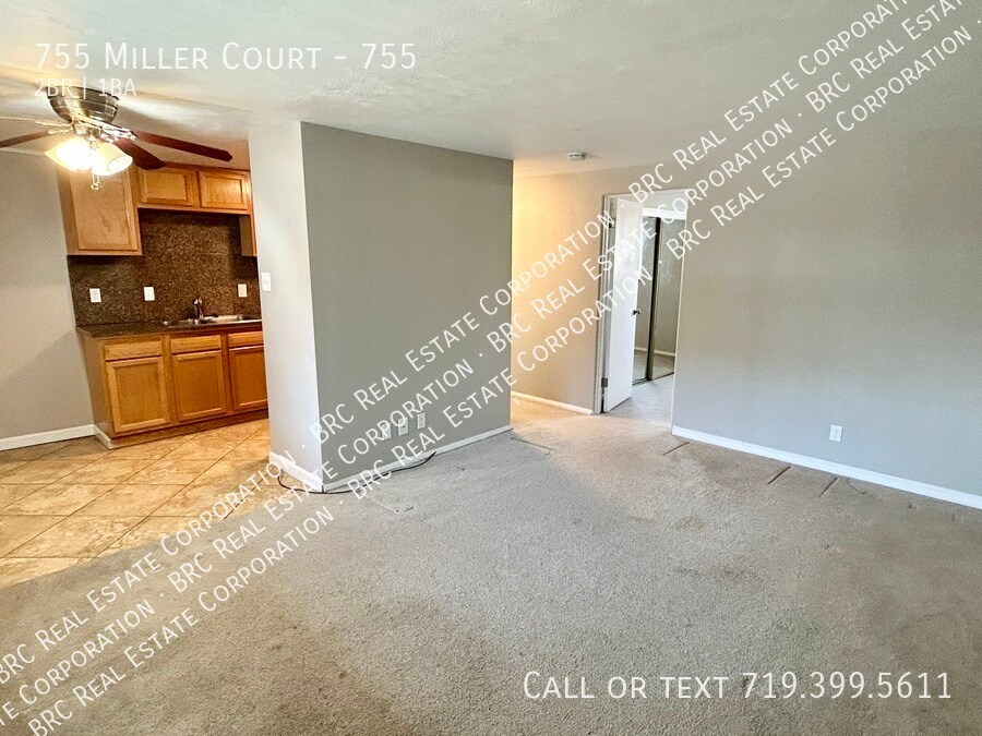 755 Miller Ct in Lakewood, CO - Building Photo