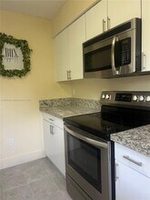 805 N Franklin Ave in Homestead, FL - Building Photo - Building Photo