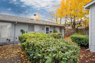 1624 NE 72nd Ave, Unit 2