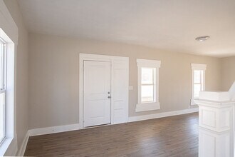 2141 Philadelphia Dr in Dayton, OH - Building Photo - Building Photo