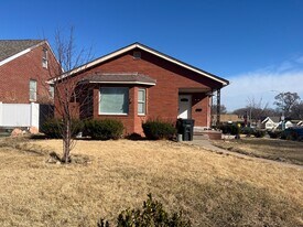 2451 S 14th St in Omaha, NE - Building Photo