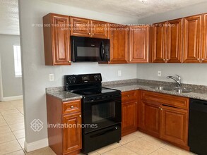 2150 Bonnie Dr in West Palm Beach, FL - Building Photo - Building Photo