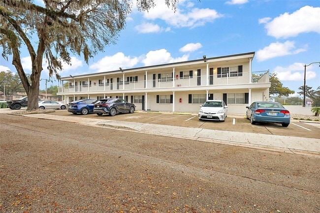 property at 420 S Palmetto St
