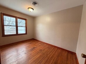 842 Lake St in Rockwell City, IA - Building Photo - Building Photo