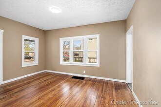112 Caledonia St NE in Grand Rapids, MI - Building Photo - Building Photo