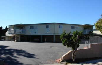 Green Acres in Vista, CA - Building Photo - Building Photo