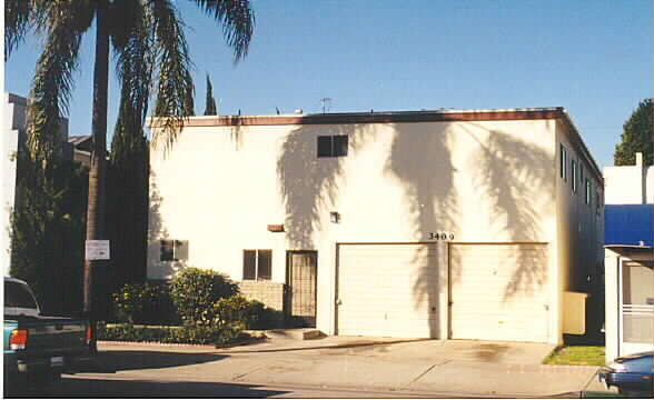 3409 Orange Ave in Long Beach, CA - Foto de edificio