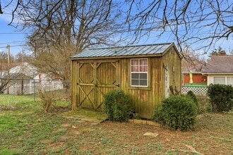 925 Ashland Ave in Shelbyville, KY - Building Photo - Building Photo