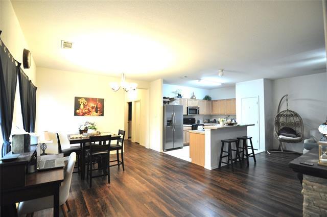 7512 Howling Coyote Ln in Fort Worth, TX - Building Photo - Building Photo