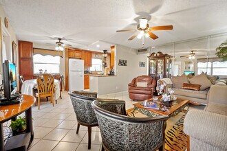 52 Saxony B in Delray Beach, FL - Building Photo - Building Photo
