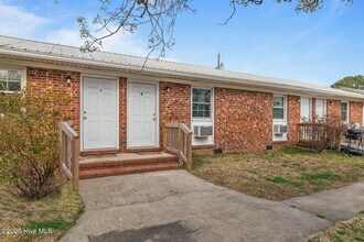 1134 Old Maplehurst Rd in Jacksonville, NC - Building Photo - Building Photo