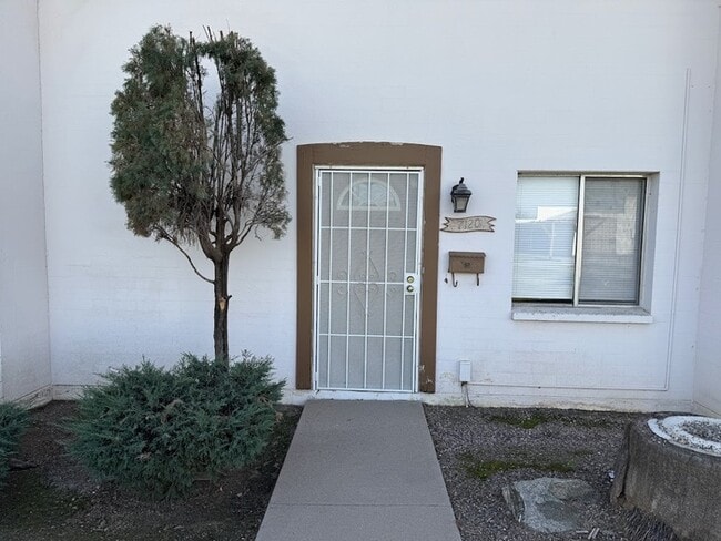 7120 W Mariposa Dr in Phoenix, AZ - Building Photo - Building Photo