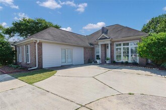 9300 Greythorne Way in Montgomery, AL - Building Photo - Building Photo