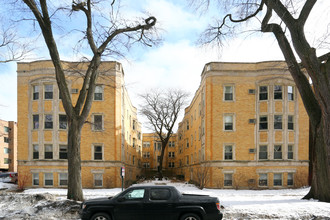 822-24 Forest Ave. in Evanston, IL - Building Photo - Building Photo